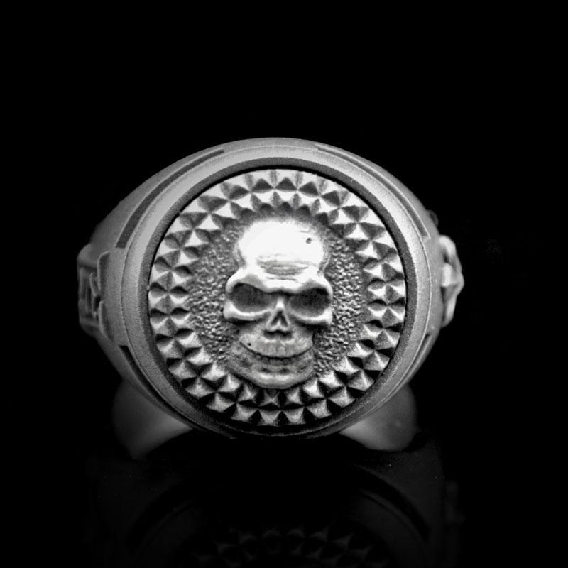 Signacula Rings