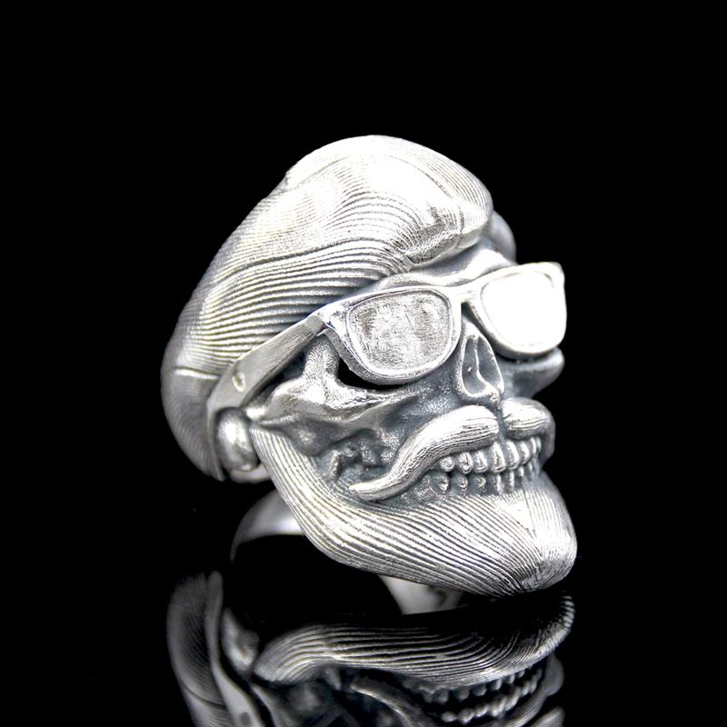 The Hipskull skull Ring silver