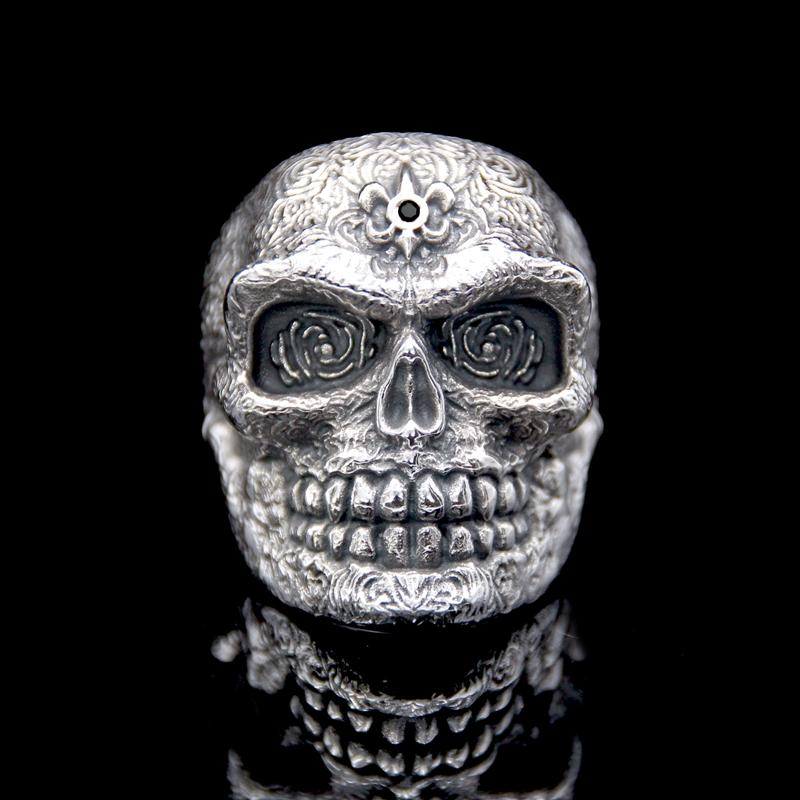 The Royalist Skull Ring silver 4