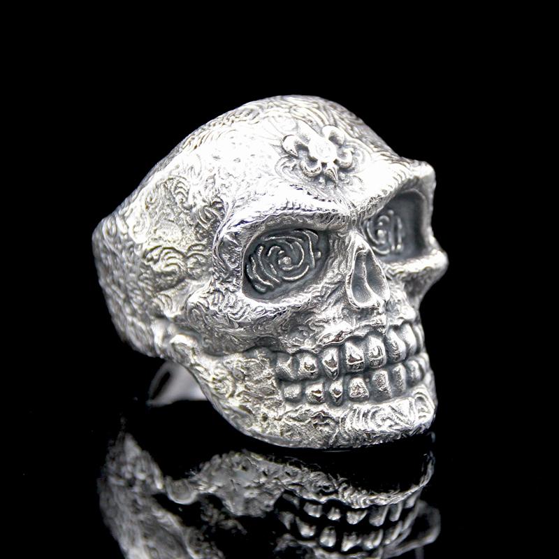 The Royalist Skull Ring silver
