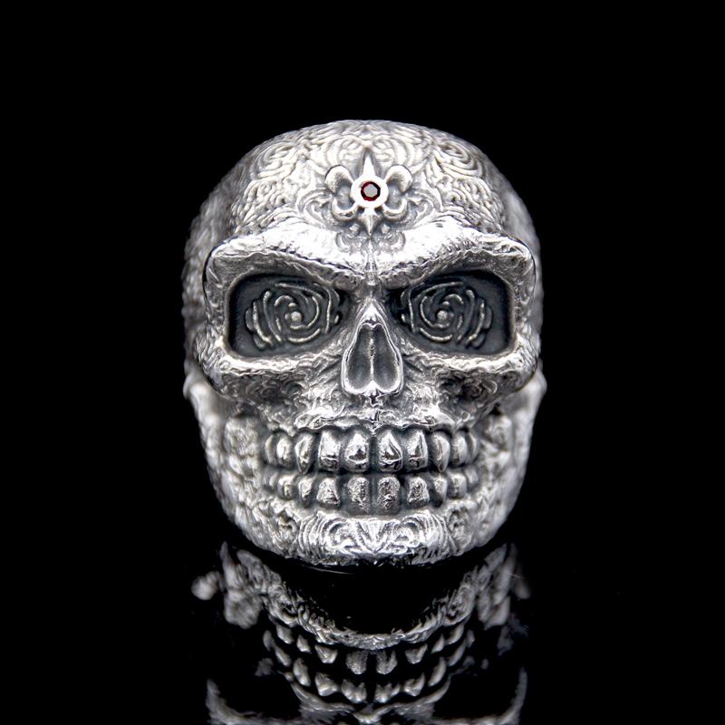 The Royalist Skull Ring silver 3